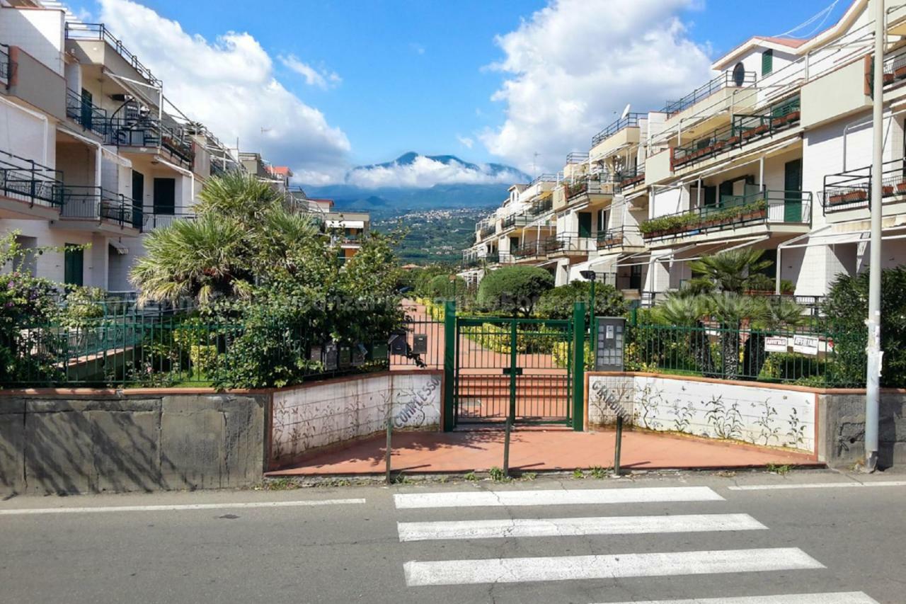 Stella Marina Apartment Mascali Exterior photo
